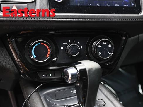 Used 2022 Honda HR-V Sport image 18