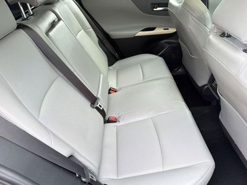 Used 2024 Toyota Venza Limited AWD/4WD image 28