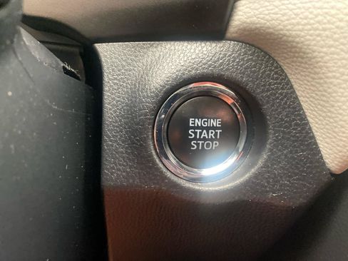 Used 2019 Toyota RAV4 XLE w/ Convenience Package AWD/4WD image 21