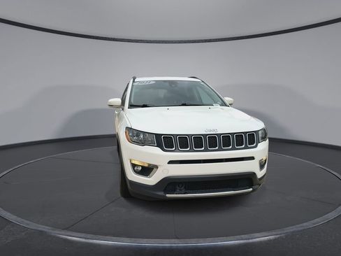 Used 2021 Jeep Compass Limited image 3