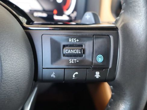 Used 2021 Nissan Rogue Platinum AWD/4WD image 21