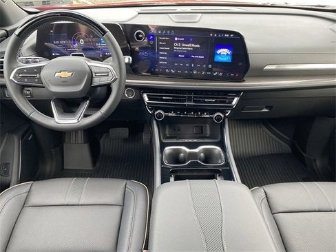 New 2026 Chevrolet Traverse High Country w/ LPO, Floor Liner Package image 15