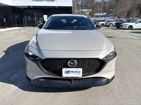 New 2026 MAZDA MAZDA3 Hatchback w/Premium Plus Pkg image 8