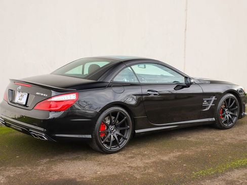 Used 2014 Mercedes-Benz SL 63 AMG image 35