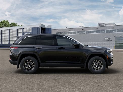 New 2025 Jeep Grand Cherokee Limited w/ MOPAR Finishing Package image 21