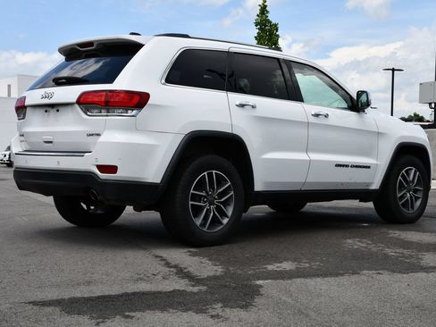 Used 2020 Jeep Grand Cherokee Limited AWD/4WD image 9