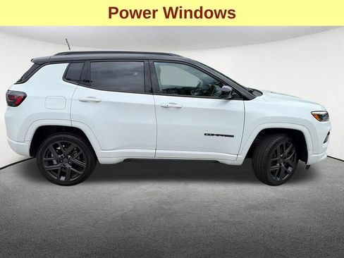 Used 2024 Jeep Compass Limited w/ High Altitude Package AWD/4WD image 11