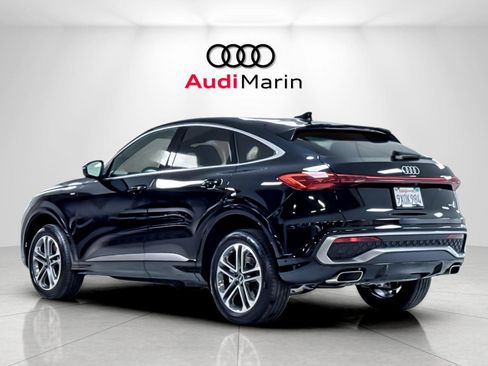 Used 2025 Audi Q5 Premium Plus w/ Premium Plus AWD/4WD image 3