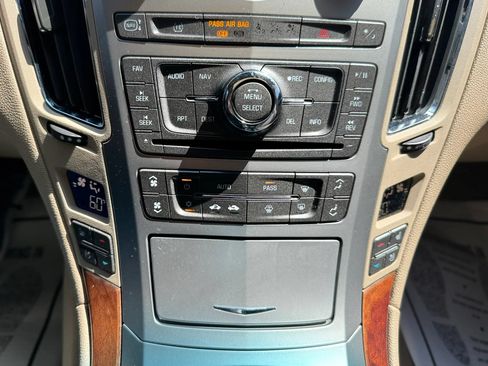 Used 2009 Cadillac CTS 3.6 AWD image 18