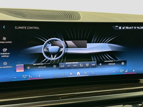 New 2026 BMW X5 xDrive40i w/ Parking Assistance Package image 16