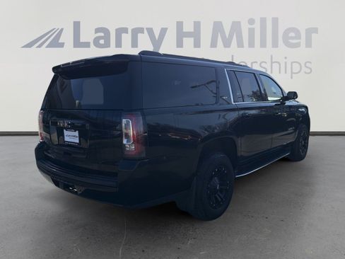 Used 2019 GMC Yukon XL SLT image 8