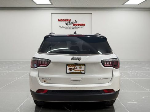 Used 2024 Jeep Compass Limited AWD/4WD image 4