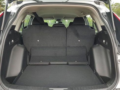 Used 2024 Honda CR-V LX image 19
