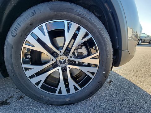 Certified 2026 Mercedes-Benz GLA 250 4MATIC image 13