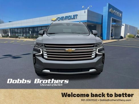 Used 2021 Chevrolet Tahoe High Country RWD image 2