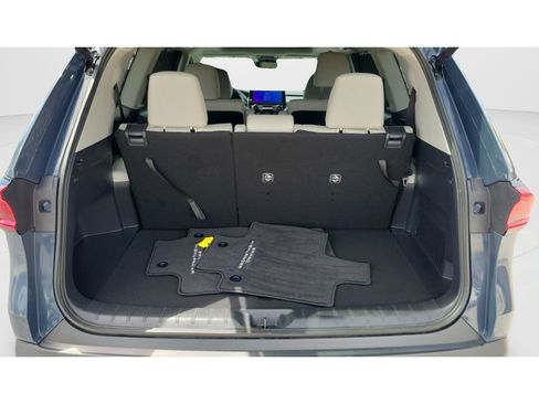 Certified 2026 Toyota Grand Highlander FWD image 9
