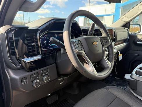New 2026 Chevrolet Silverado 1500 LT image 2