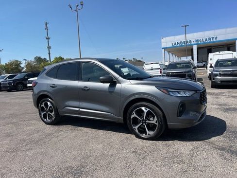 Used 2023 Ford Escape ST-Line Select w/ Tech Pack #2 AWD/4WD image 1