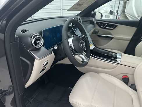Certified 2026 Mercedes-Benz GLC 300 image 10