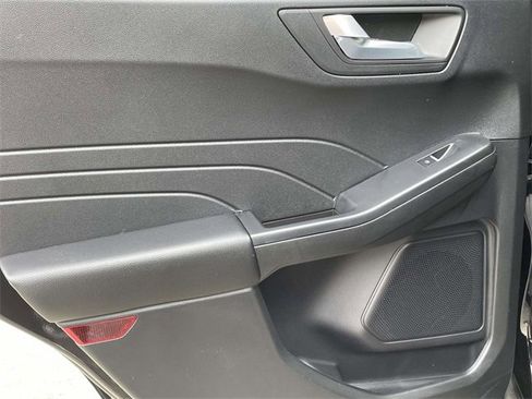 New 2026 Ford Escape ST-Line w/ Tech Pack #1 image 10