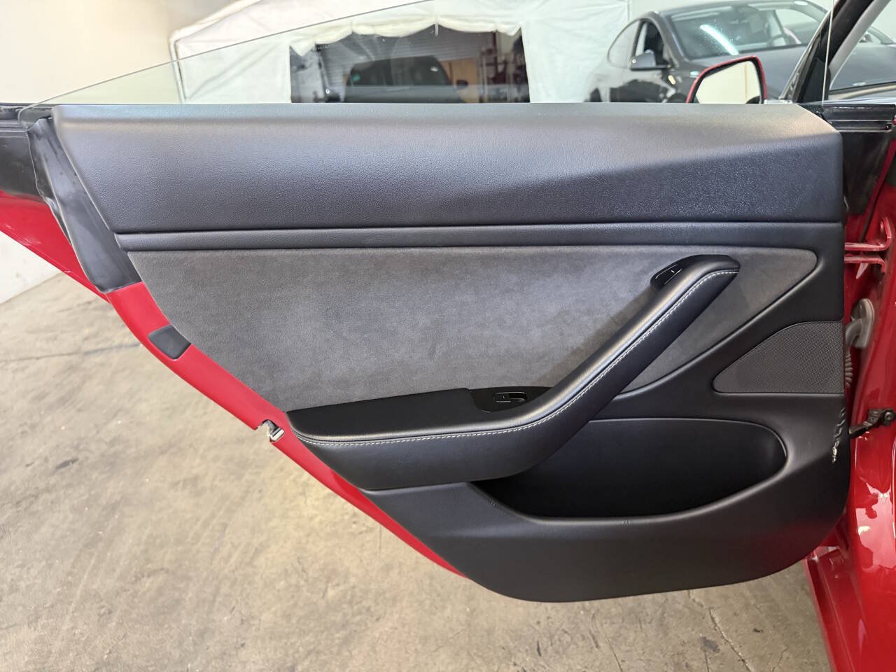 Used 2018 Tesla Model 3 Long Range AWD/4WD image 21
