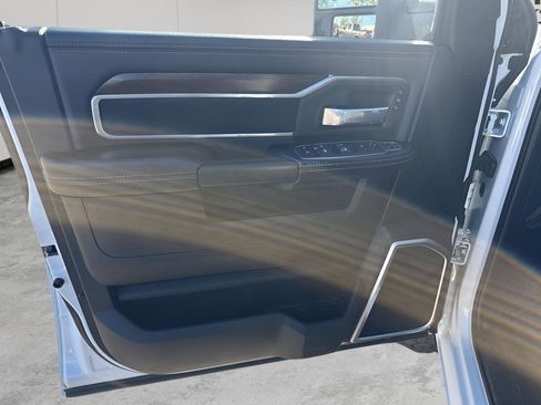 Used 2024 RAM 2500 Laramie image 25