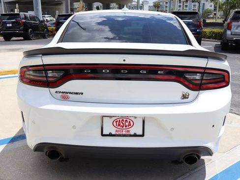 Used 2019 Dodge Charger Scat Pack RWD image 6