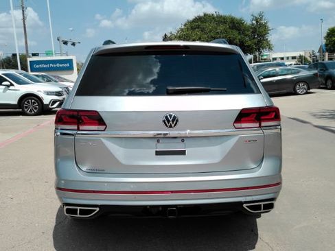 Used 2021 Volkswagen Atlas SE w/ Panoramic Sunroof Package AWD/4WD image 7