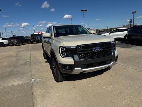 New 2025 Ford Ranger Lariat w/ FX4 Off-Road Package AWD/4WD image 1