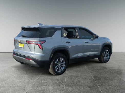 Used 2025 Chevrolet Equinox LT image 5