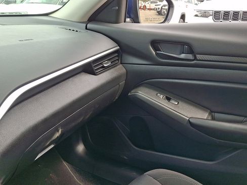Used 2023 Nissan Altima 2.5 S FWD image 30