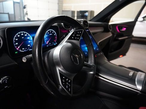 Used 2024 Mercedes-Benz GLC 300 4MATIC image 9