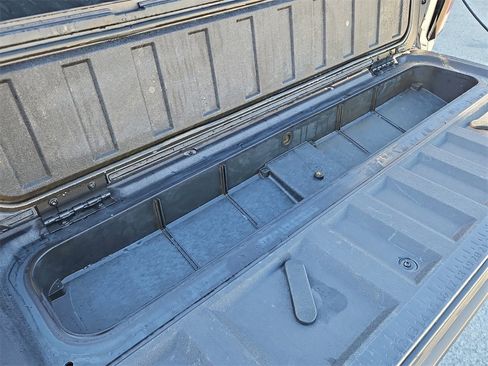 Used 2024 Chevrolet Colorado Trail Boss w/ Technology Package image 27