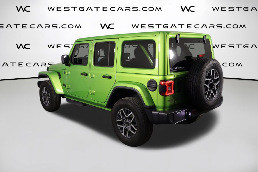 Used 2026 Jeep Wrangler Unlimited Sahara AWD/4WD image 44