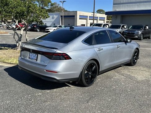 Used 2024 Honda Accord Sport image 5