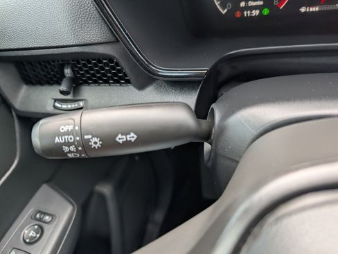 Used 2025 Honda CR-V EX image 27