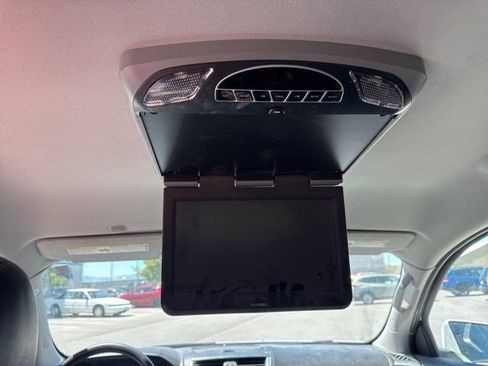 Used 2016 GMC Acadia SLT AWD/4WD image 13