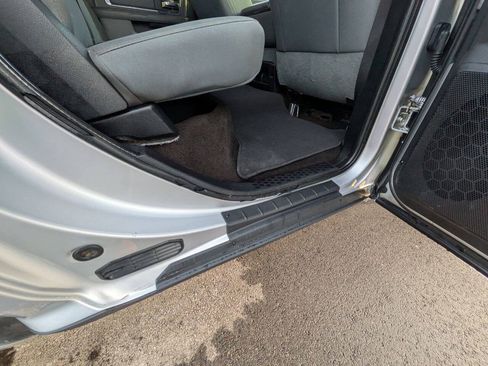 Used 2016 RAM 2500 SLT AWD/4WD image 30