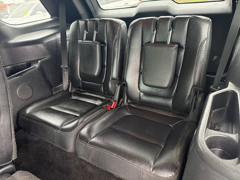 Used 2016 Ford Explorer XLT w/ Equipment Group 202A image 13