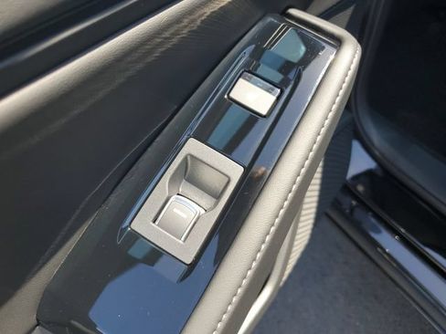 Certified 2025 Honda Accord Touring image 17