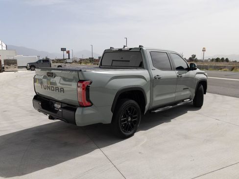 Used 2025 Toyota Tundra Limited AWD/4WD image 9