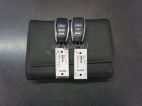 Used 2024 Subaru Outback Premium AWD/4WD image 17