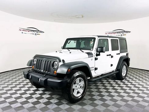 Used 2013 Jeep Wrangler Unlimited Sport AWD/4WD image 4