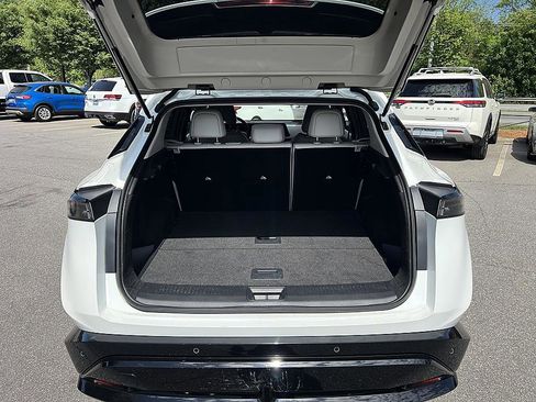 Certified 2024 Nissan Ariya AWD image 15