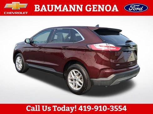 Used 2024 Ford Edge SEL w/ Convenience Package AWD/4WD image 3