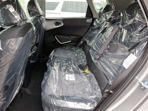 New 2025 Kia Soul LX w/ LX Technology Package image 6