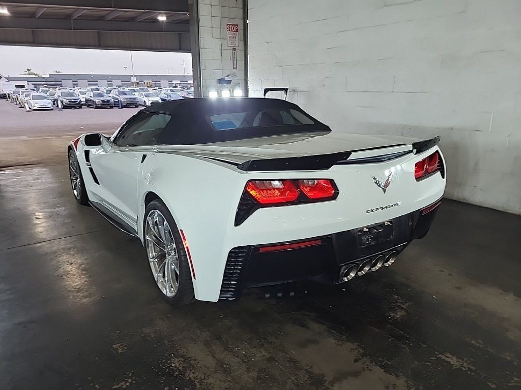 Used 2017 Chevrolet Corvette Grand Sport RWD image 2