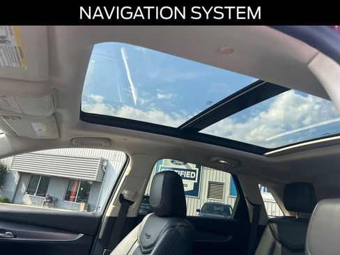 Used 2018 Cadillac XT5 Premium Luxury FWD image 25