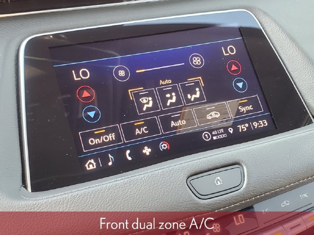 Used 2023 Cadillac XT4 Premium Luxury w/ Cold Weather Package FWD image 18