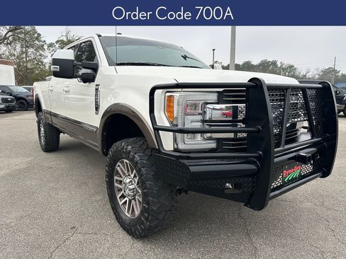 Used 2017 Ford F250 King Ranch w/ King Ranch Ultimate Package image 6